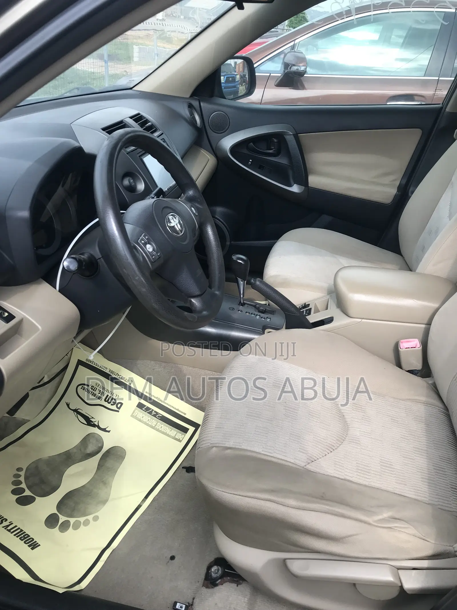 Toyota RAV4 2012 Brown