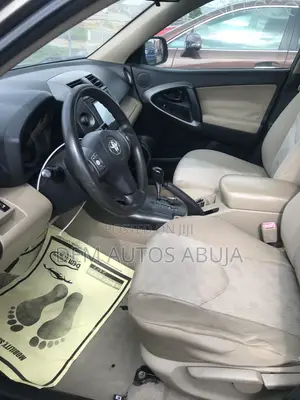 Toyota RAV4 2012 Brown