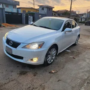 Lexus IS 250 AWD Automatic 2010 White