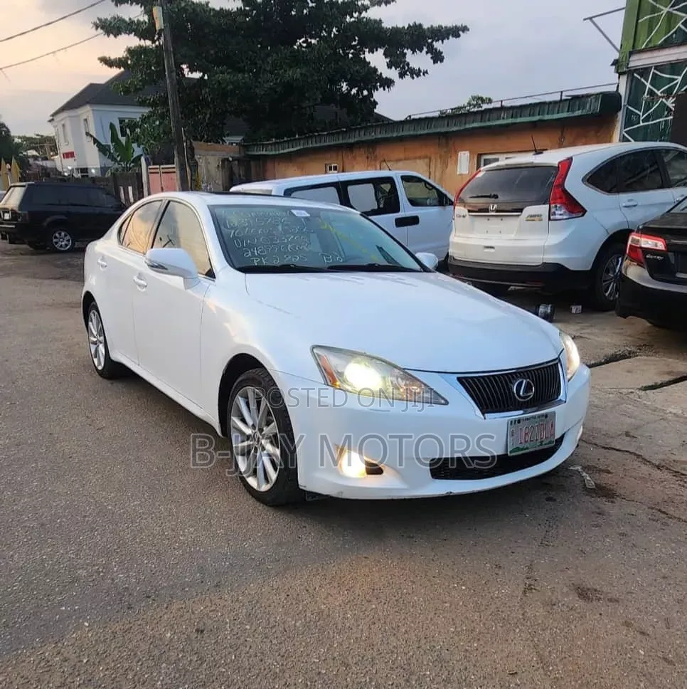 Lexus IS 250 AWD Automatic 2010 White