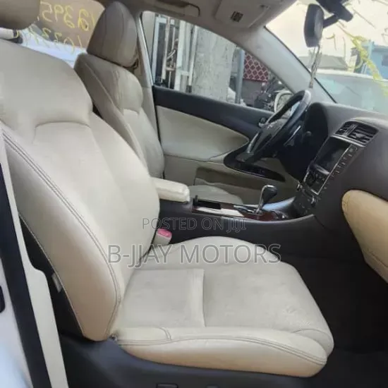 Lexus IS 250 AWD Automatic 2010 White