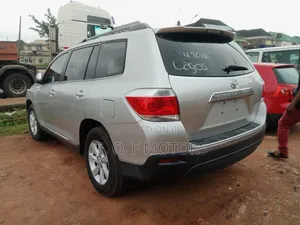 Toyota Highlander 2014 Silver