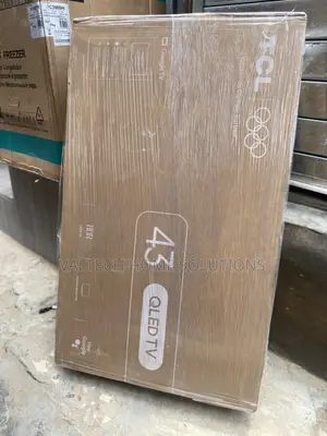 43” QLED Smart TV – Modern Design