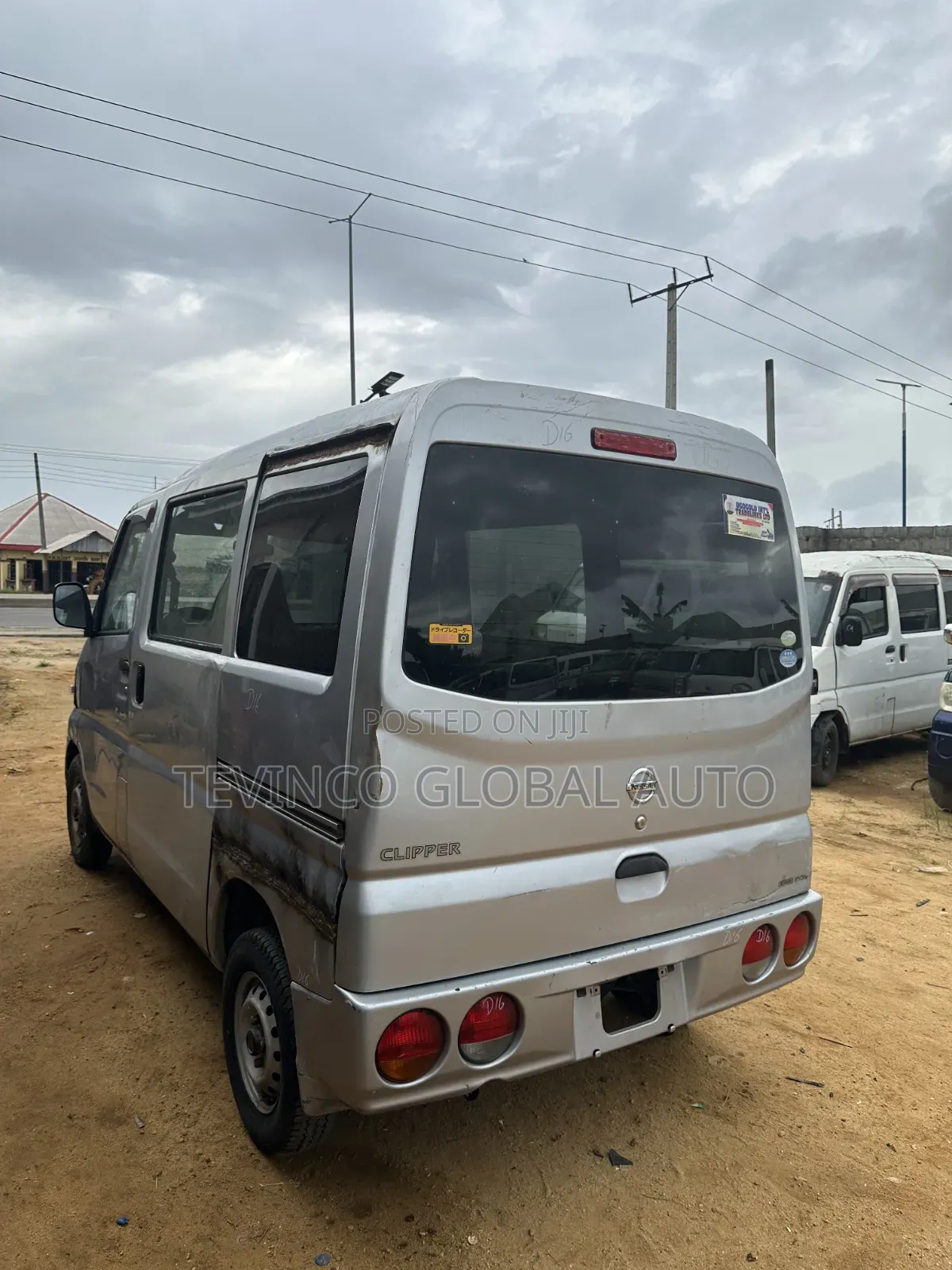 Nissan Clipper 2010 Silver