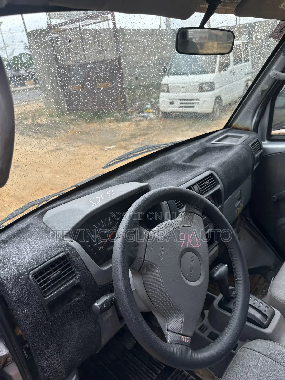 Nissan Clipper 2010 Silver