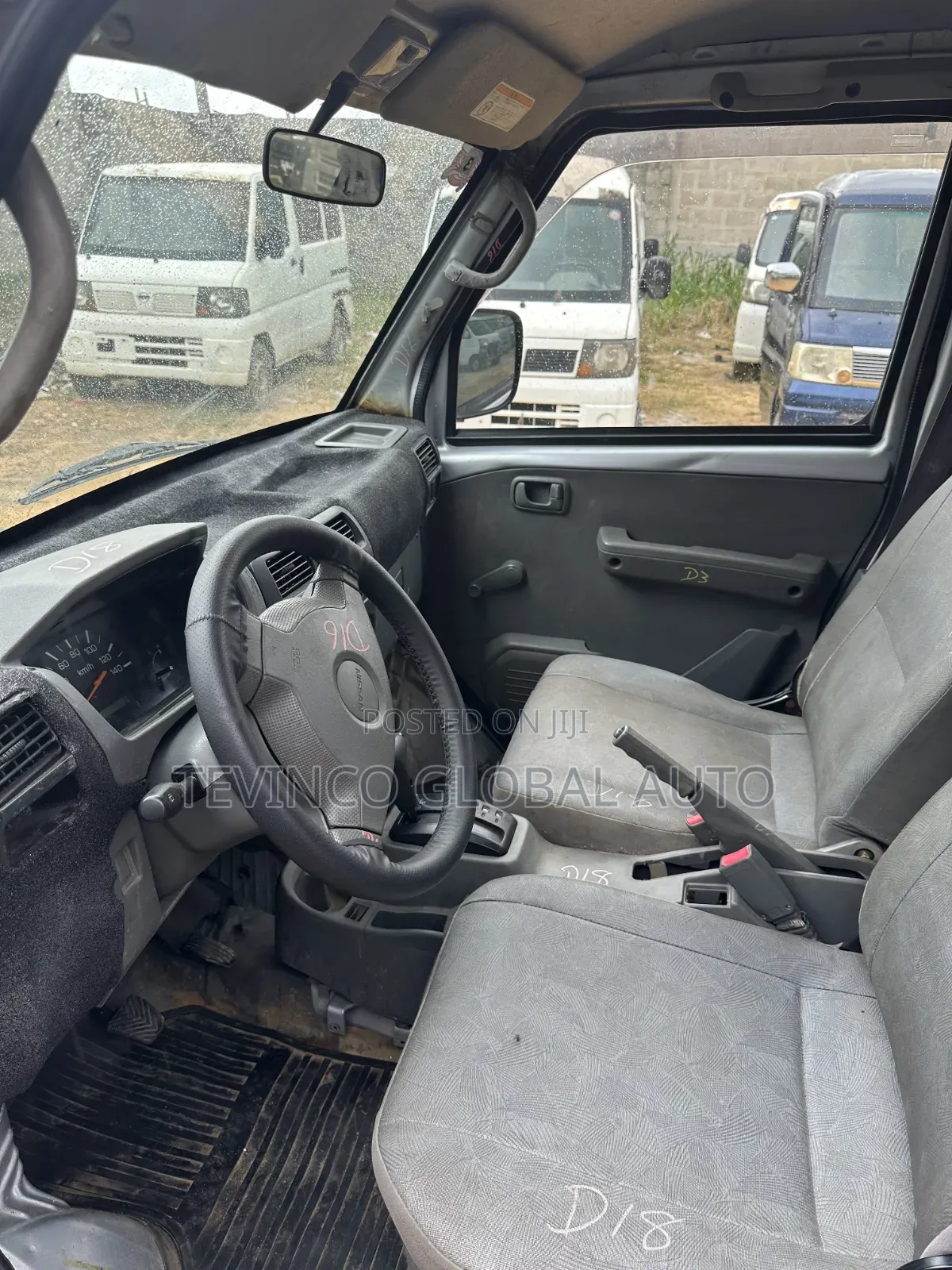 Nissan Clipper 2010 Silver