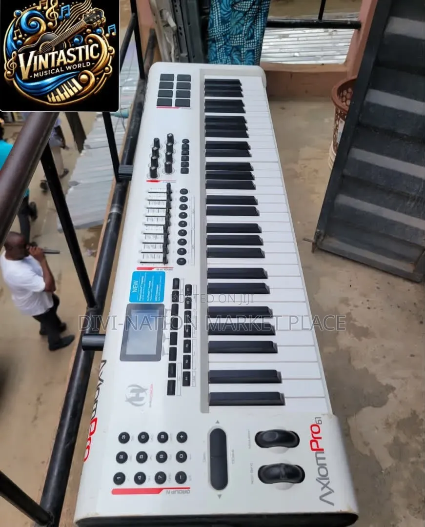 M-Audio Axiom 61