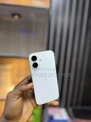 Apple iPhone 16 128 GB White