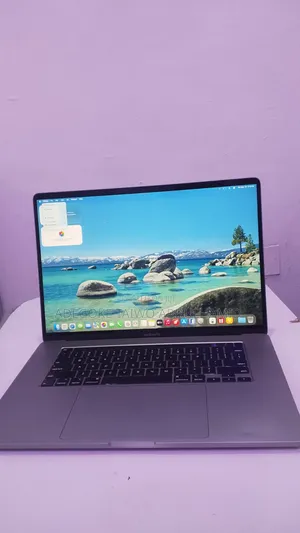 Laptop Apple MacBook Pro 2019 32GB Intel Core i9 SSD 1T