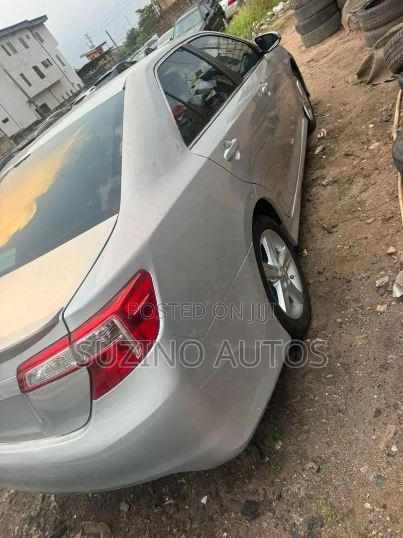 Toyota Camry 2013 Silver
