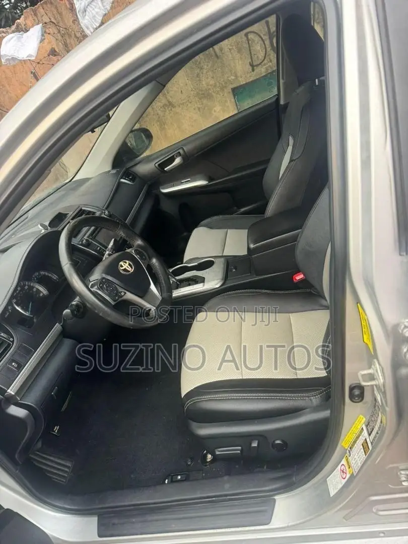Toyota Camry 2013 Silver