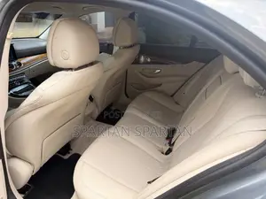 Mercedes-Benz E300 2017 Gray