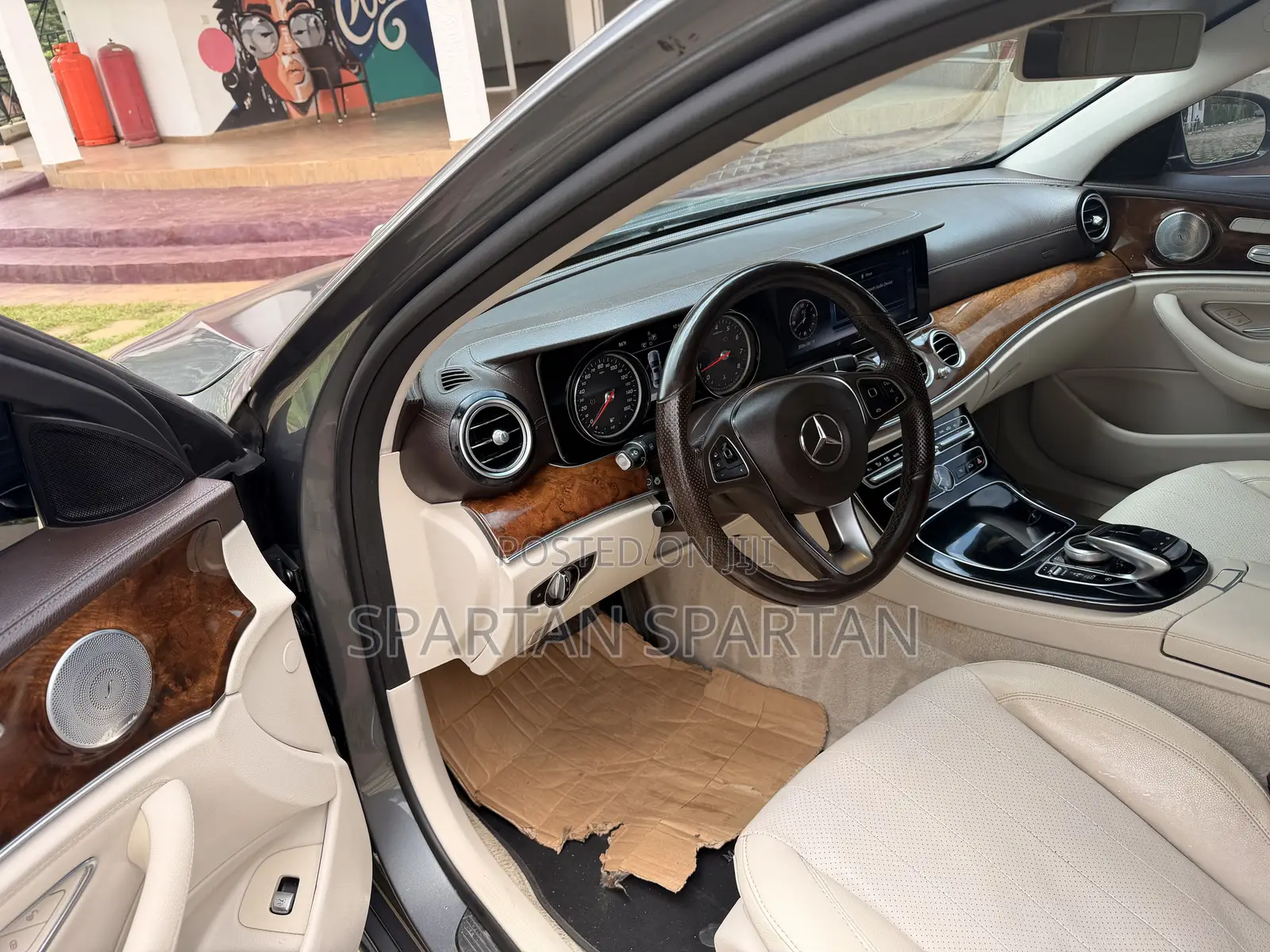 Mercedes-Benz E300 2017 Gray