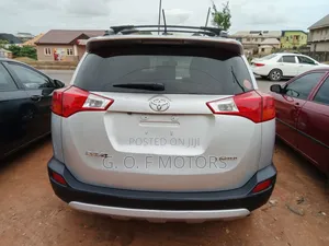 Toyota RAV4 2015 Silver