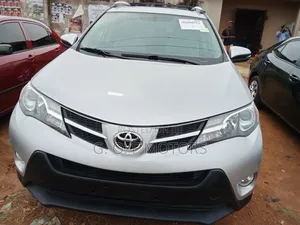 Toyota RAV4 2015 Silver