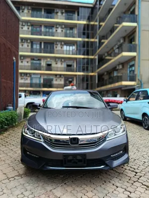 Honda Accord Touring V-6 4dr Sedan (3.5L 6cyl 6A) 2015 Gray