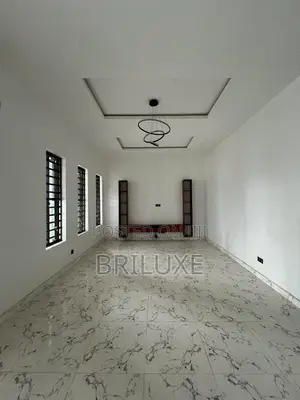 4bdrm Duplex in Mobil Estate, Ilaje / Lekki for rent