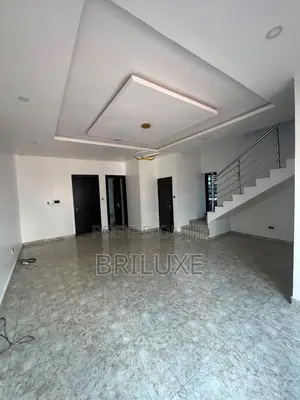 4bdrm Duplex in Orchid, Chevron for rent