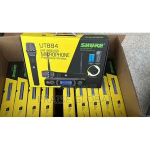 UT884 UHF Wireless Microphone