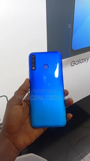 Tecno Spark 4 32 GB Blue