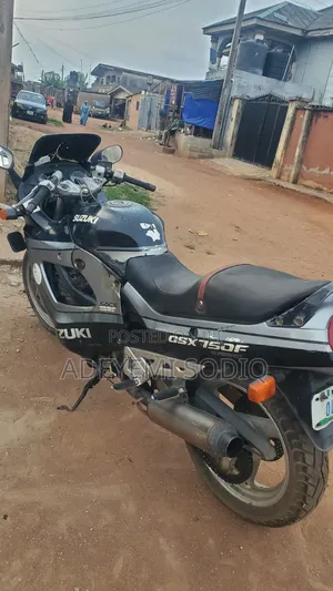 Suzuki GSXF 1996 Black