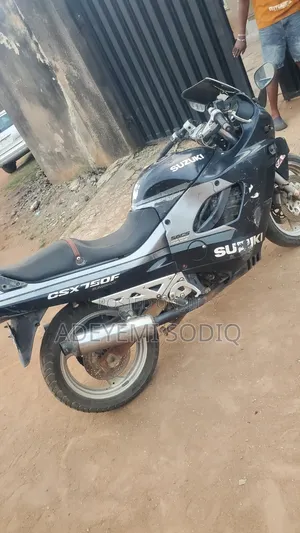 Suzuki GSXF 1996 Black