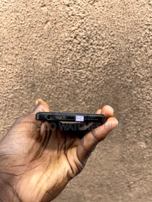 Realme V30 128 GB Black