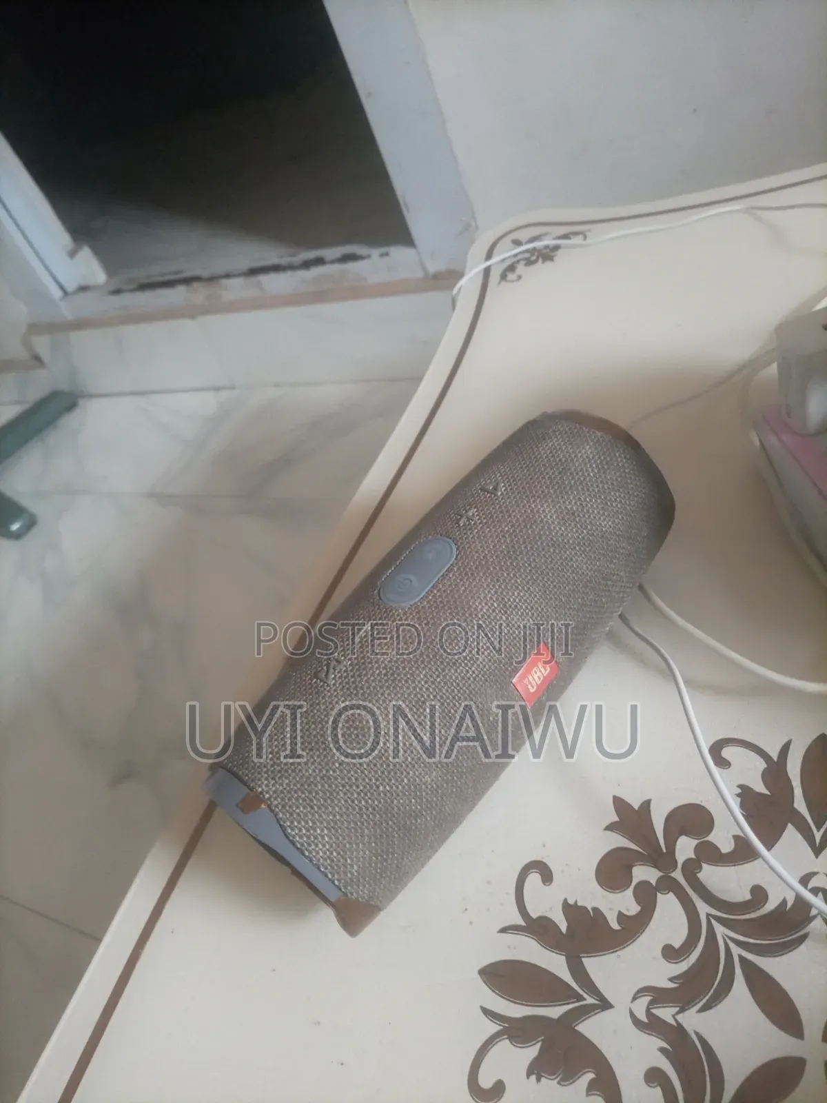 JBL Charge 4