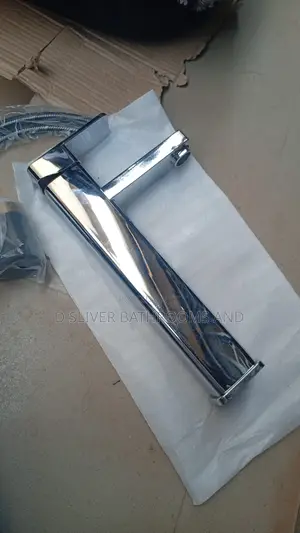 Flat Square Basin Mixer Tap - Single Lever