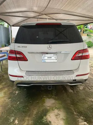Mercedes-Benz M Class ML350 4MATIC 4dr SUV AWD (3.5L 6cyl 7A) 2015