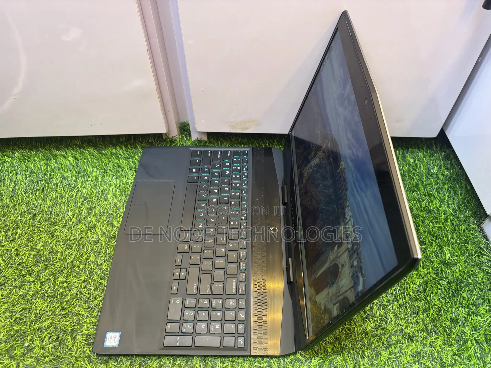 Laptop Alienware M15 16GB Intel Core i7 SSD 256GB
