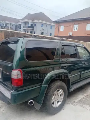 Toyota 4-Runner 2002 Green