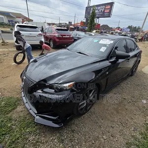 Lexus IS 2015 Black