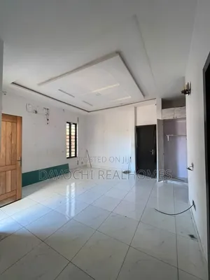 4bdrm Duplex in Ikota for rent