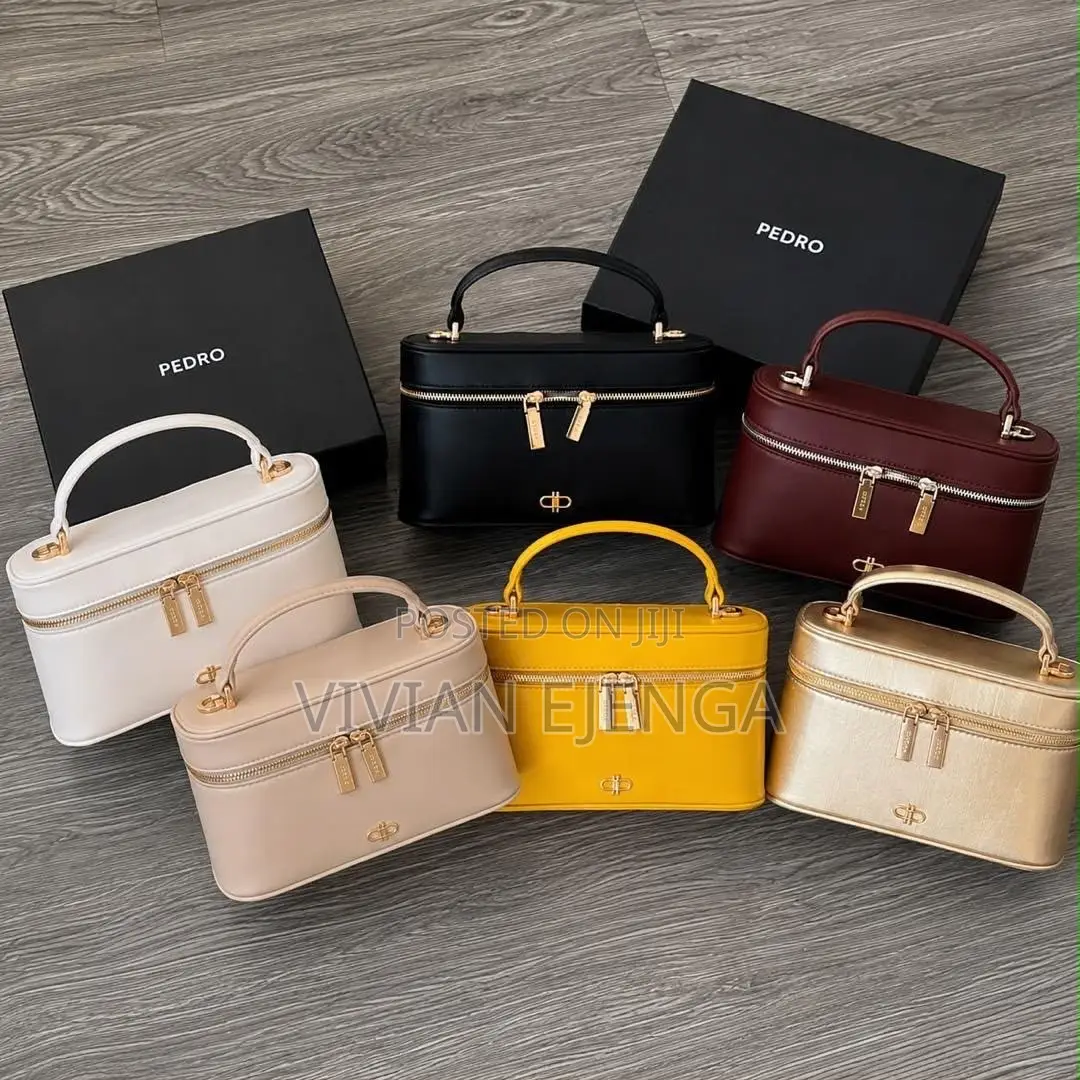 Pedro Ari Leather Vanity Case Top Handle Ba