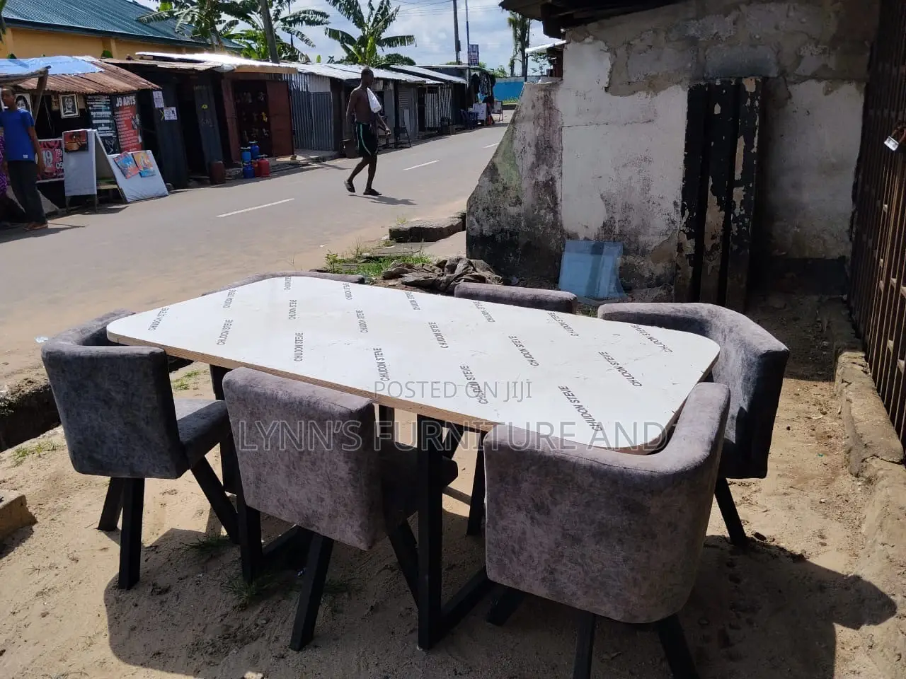 Six Seater Dinning Table