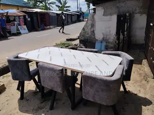 Six Seater Dinning Table