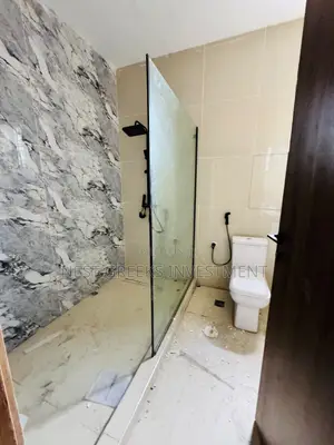 5bdrm Duplex in Magodo Gra 2, Berger for rent