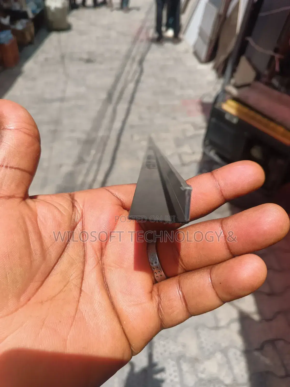 Premium Quality KING Aluminium L Shape Edging / Strips