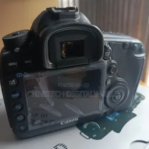 Canon EOS 5D Mark 111 Camera