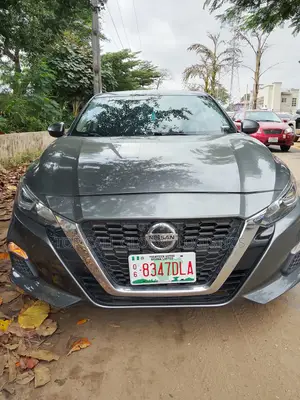 Nissan Altima 2019 Gray