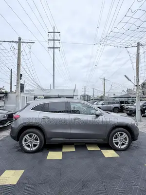 Mercedes-Benz GLA 250 2021 Gray