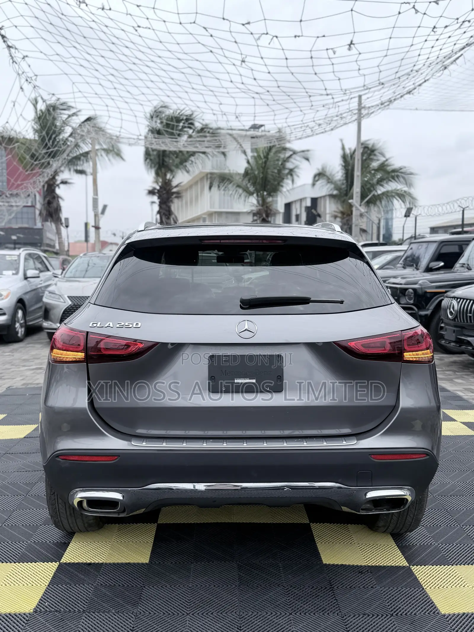 Mercedes-Benz GLA 250 2021 Gray