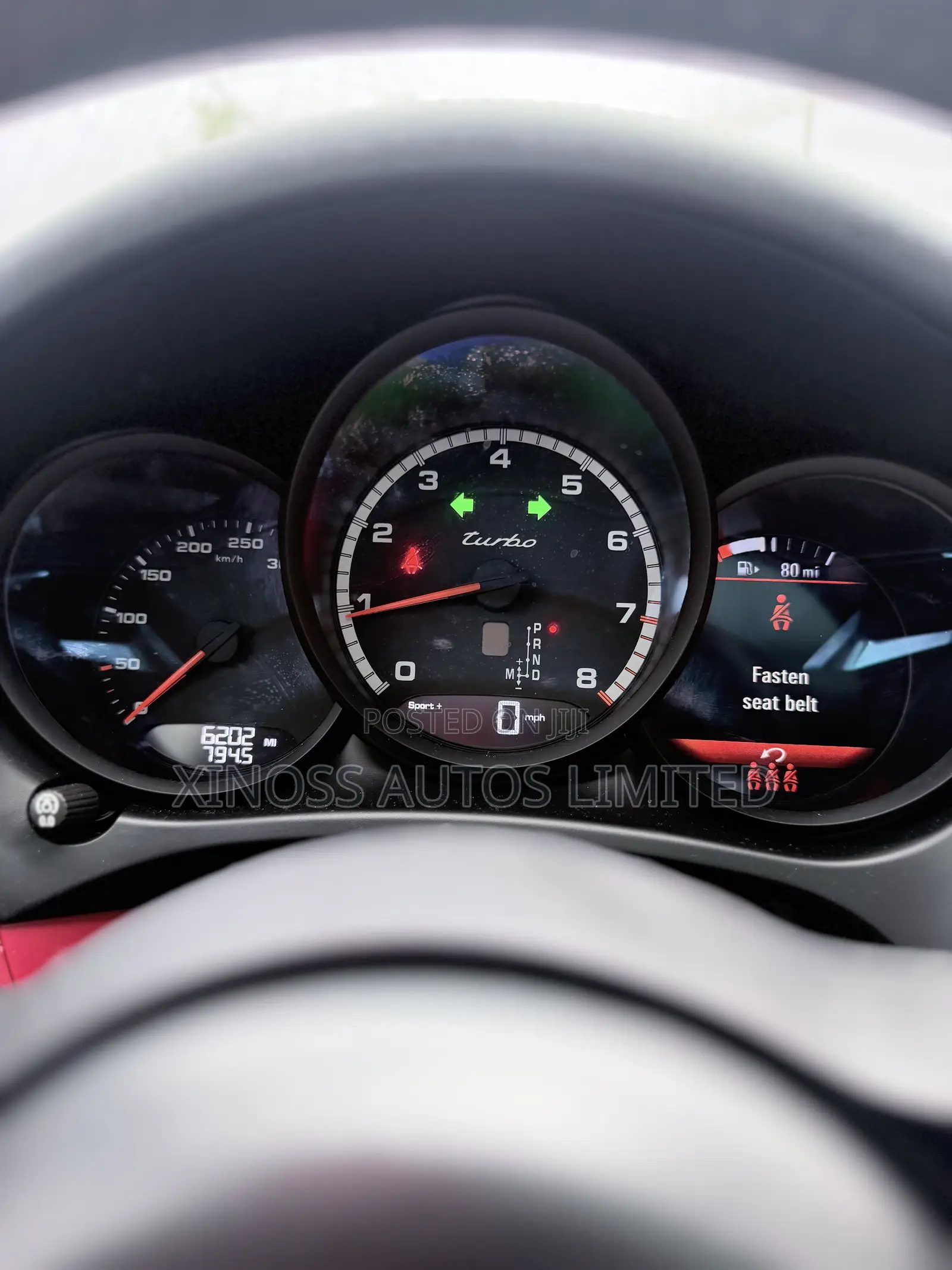 Porsche Macan Turbo 2021 White