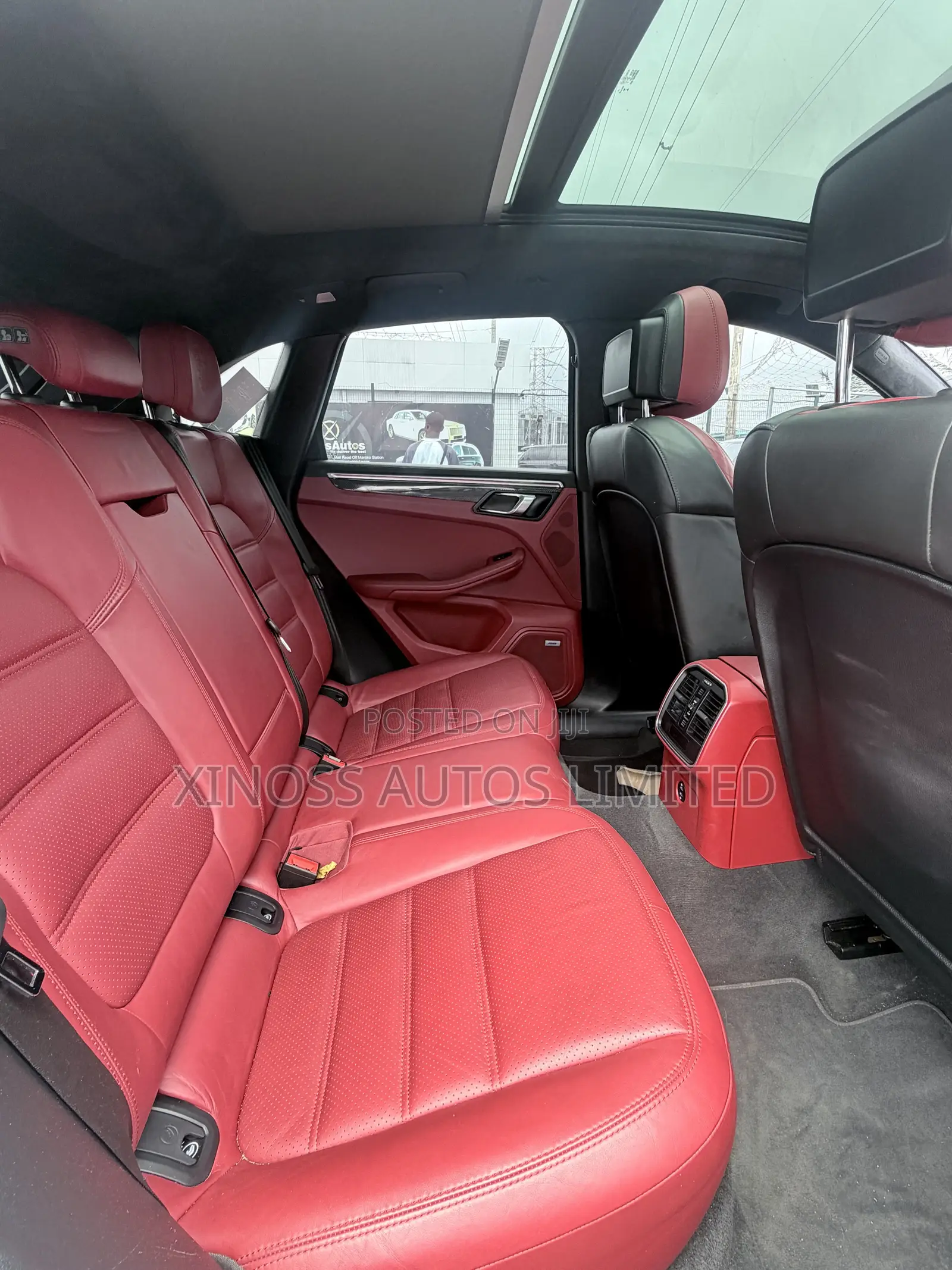 Porsche Macan Turbo 2021 White