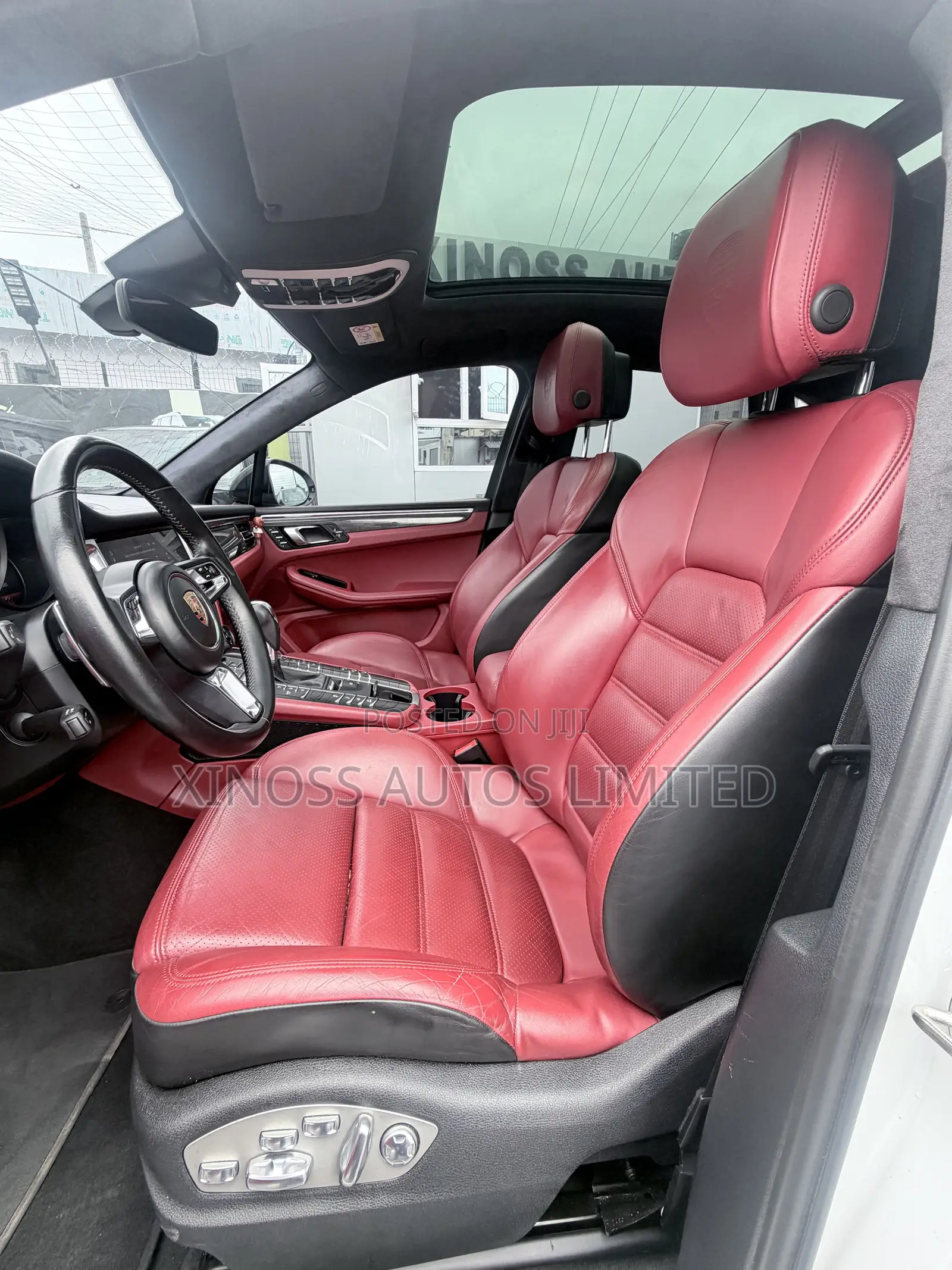 Porsche Macan Turbo 2021 White