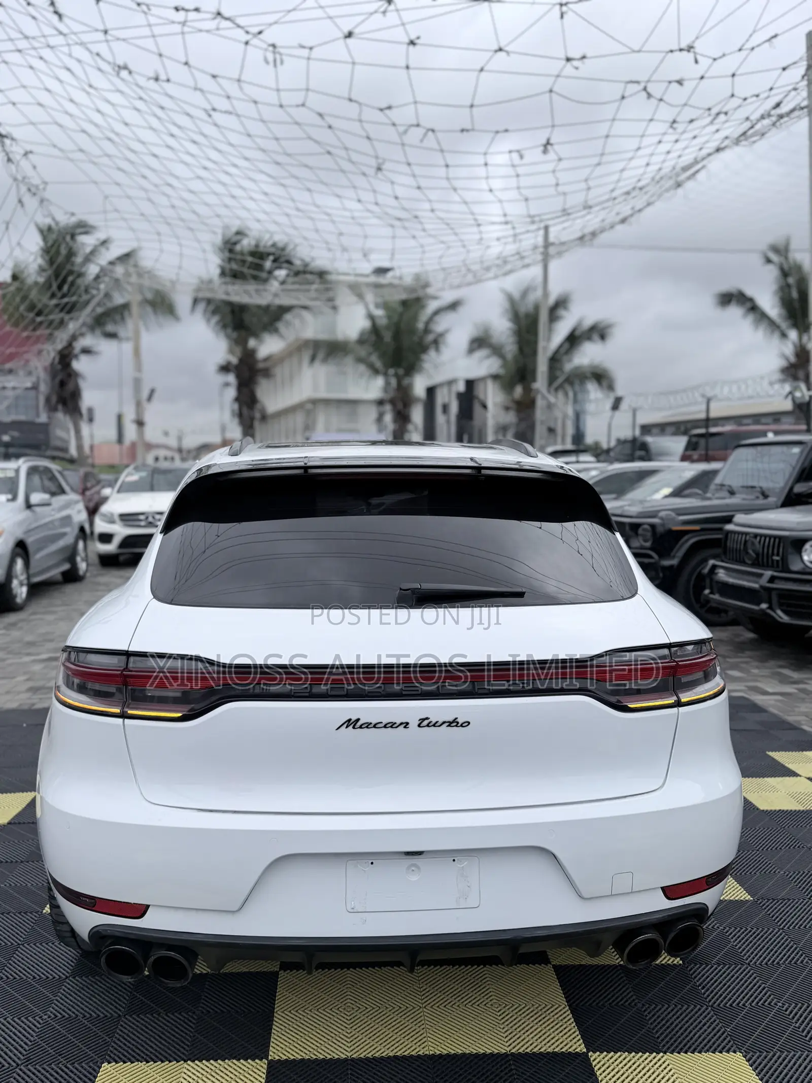 Porsche Macan Turbo 2021 White