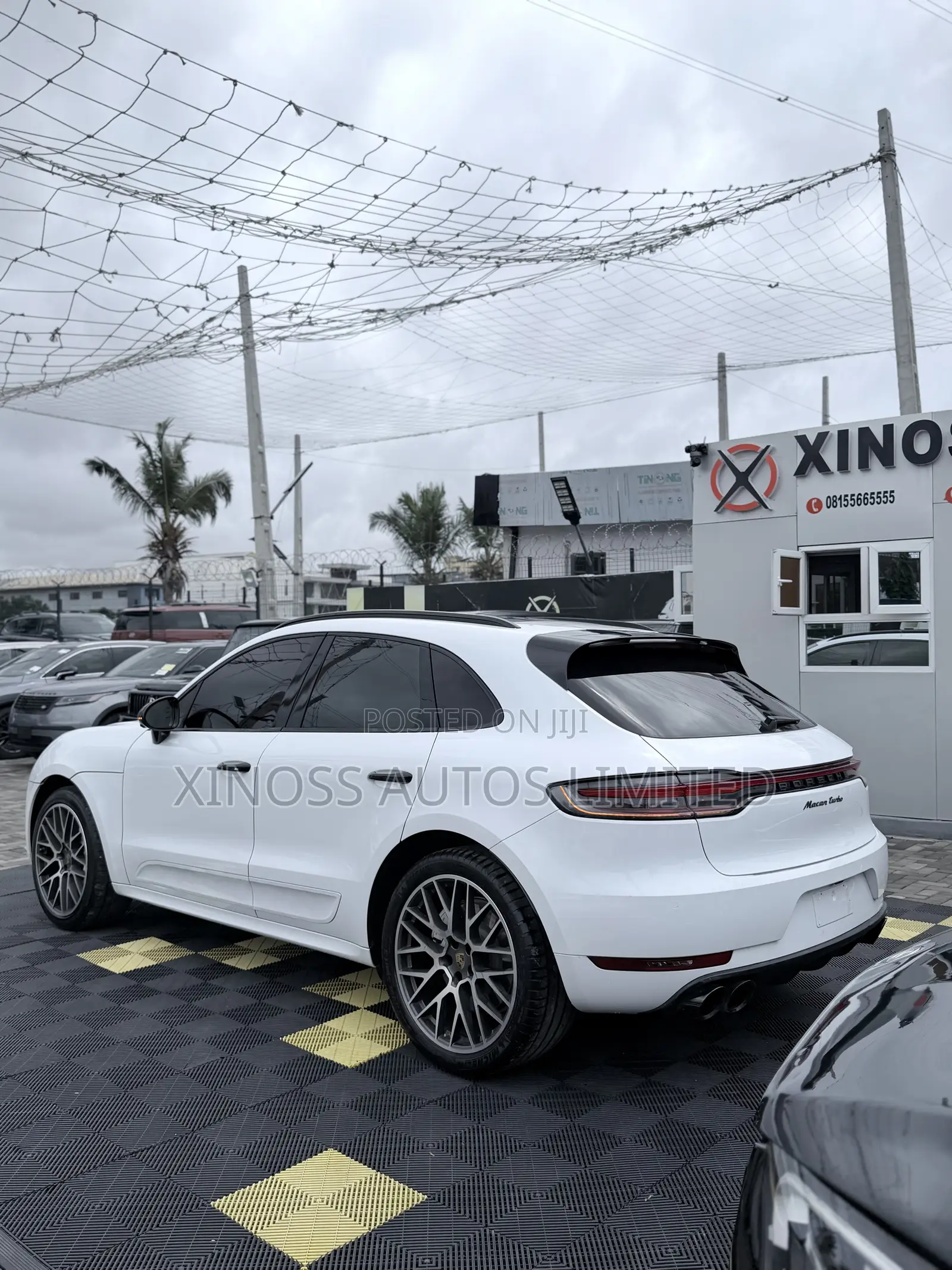 Porsche Macan Turbo 2021 White