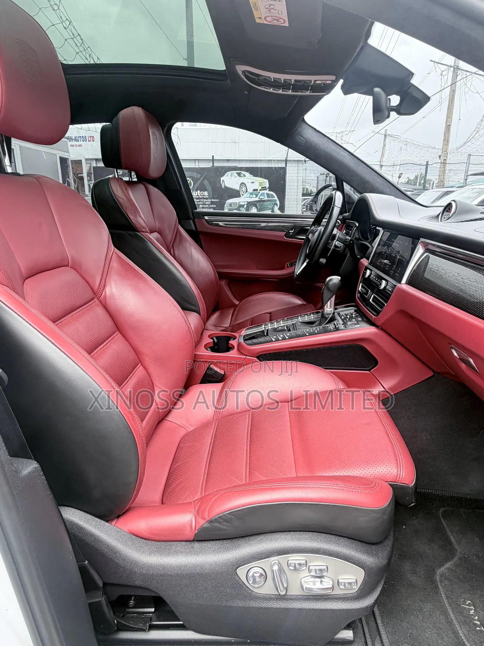 Porsche Macan Turbo 2021 White