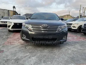 Toyota Venza AWD 2011 Gray